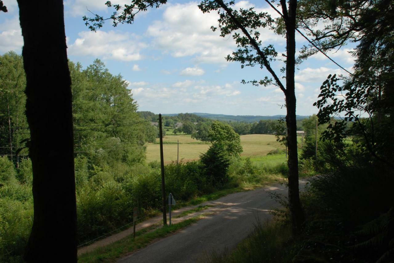 Gites Chateau Le Bois Saint-Julien-aux-Bois Esterno foto
