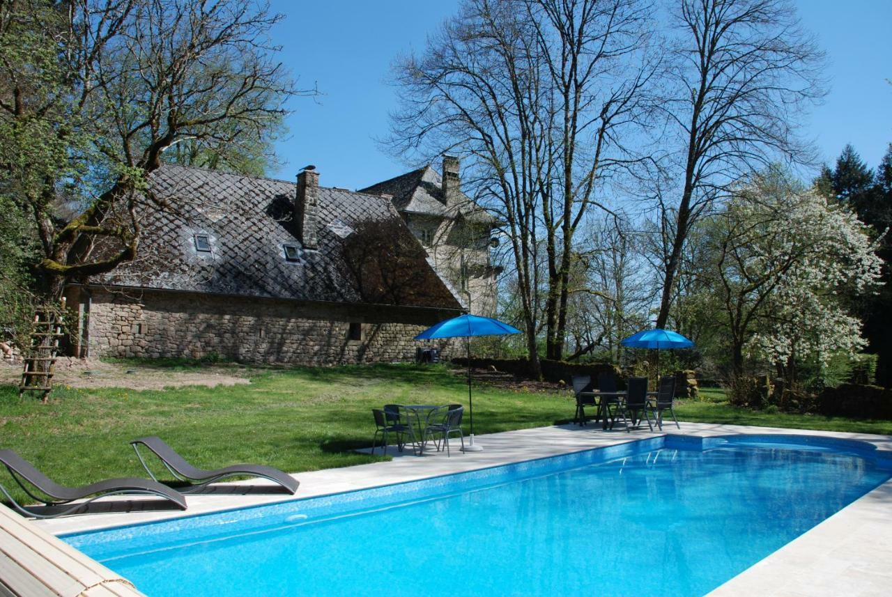 Gites Chateau Le Bois Saint-Julien-aux-Bois Esterno foto